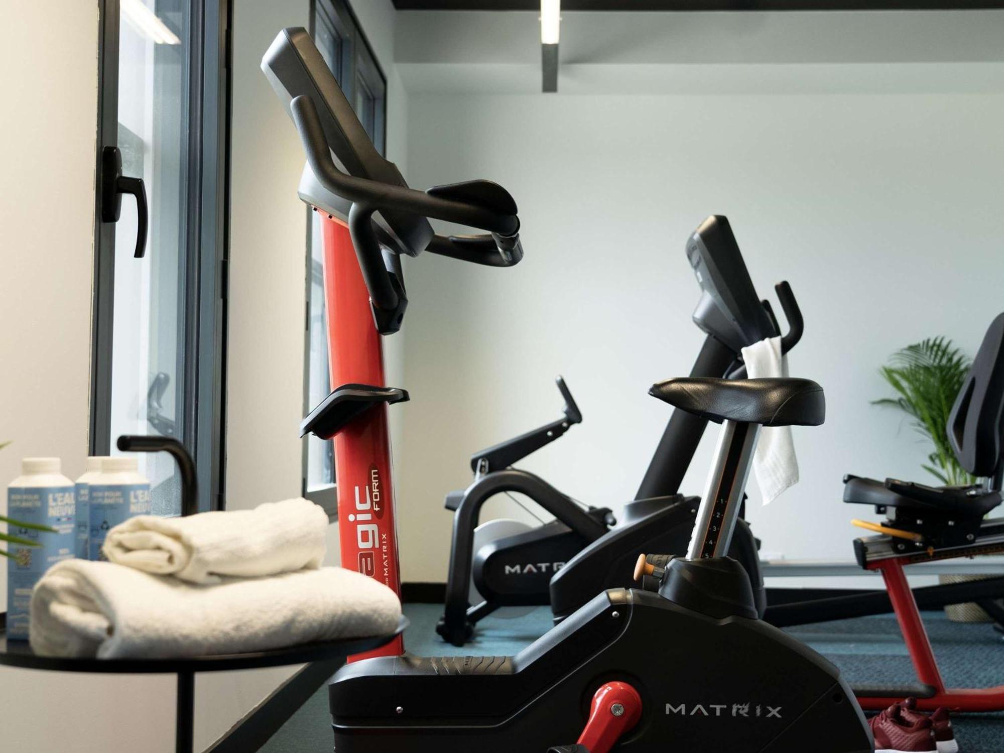 Готель Ibis Styles Dreux Centre Gare Екстер'єр фото