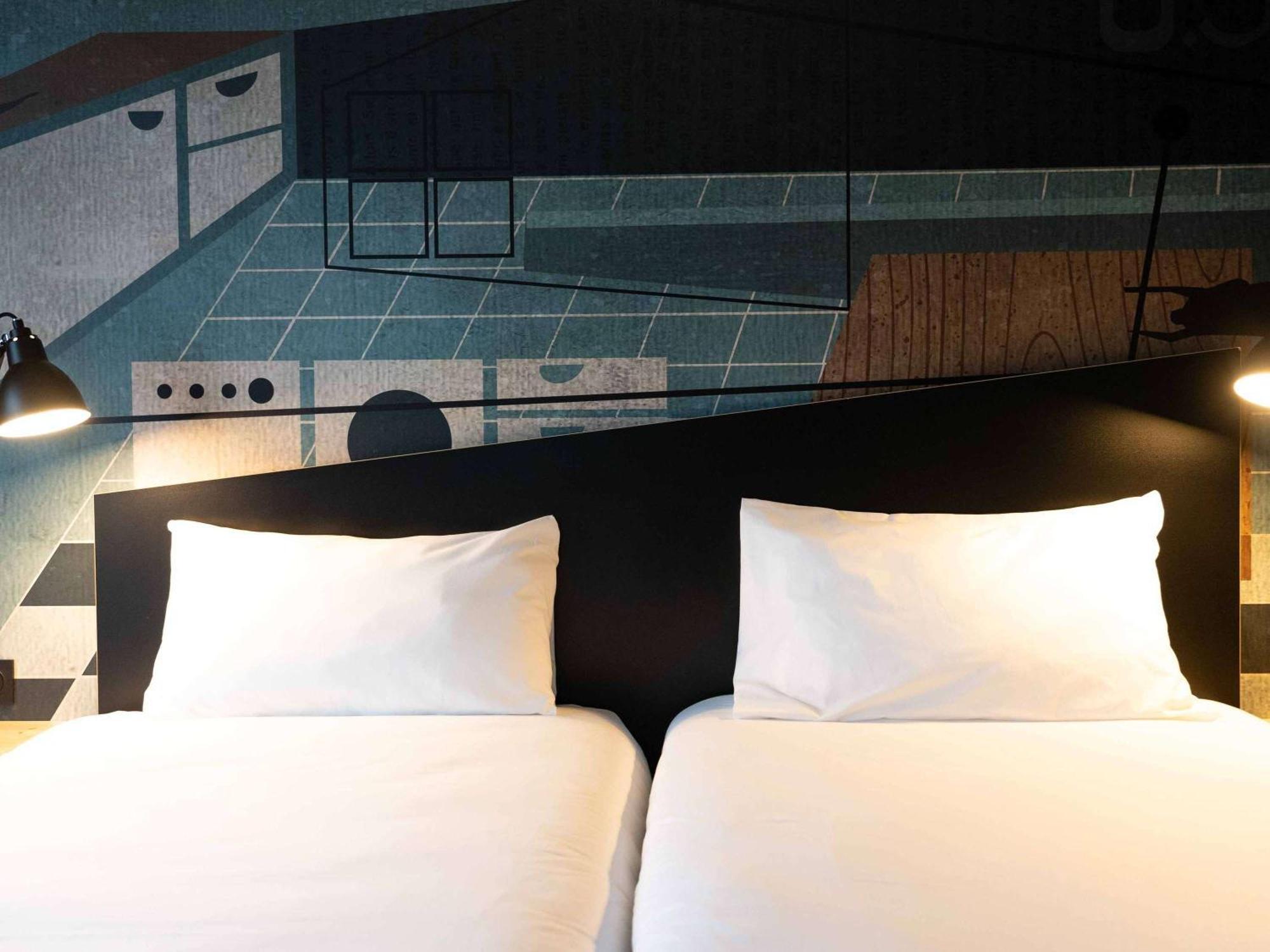 Готель Ibis Styles Dreux Centre Gare Екстер'єр фото