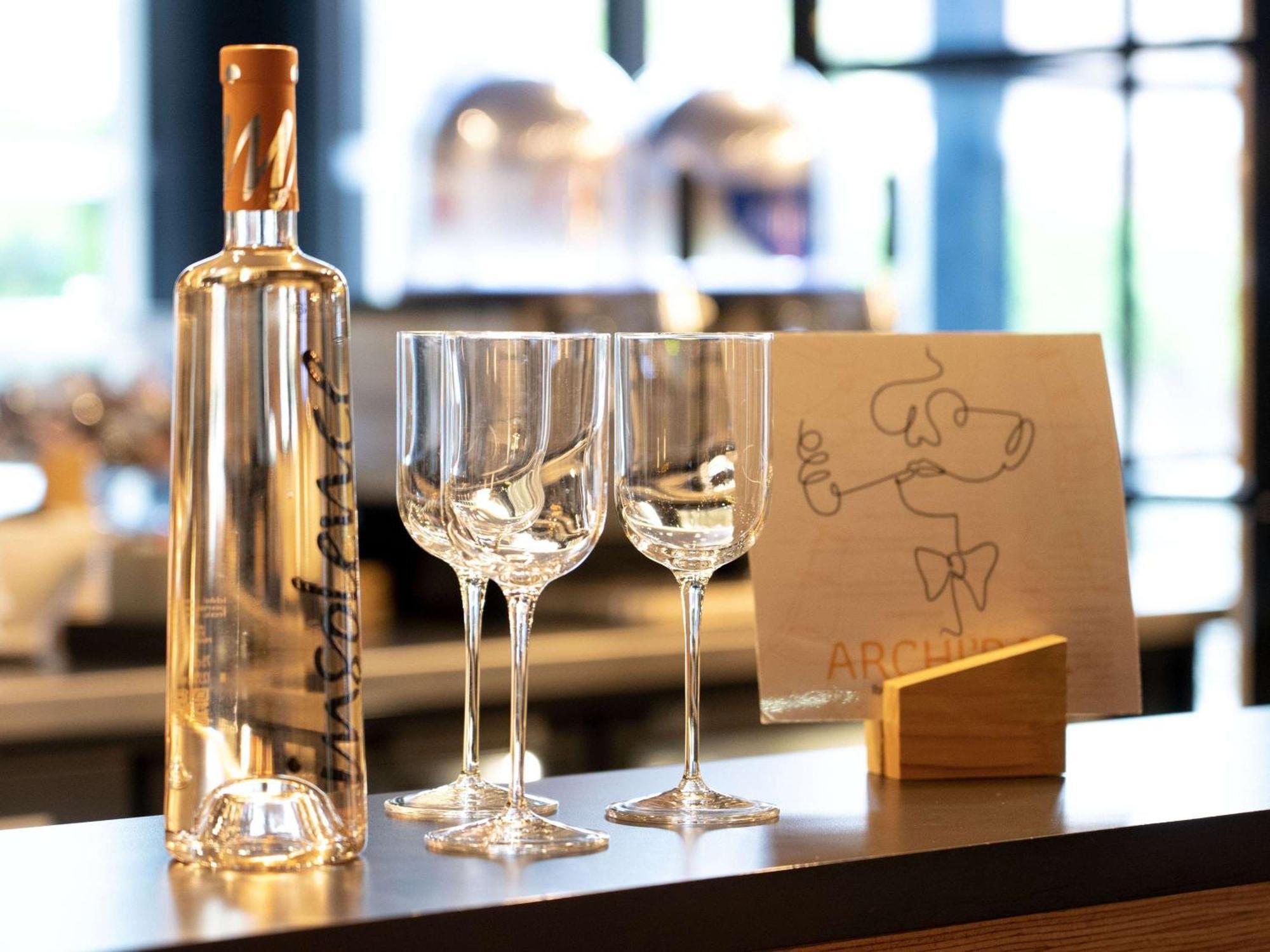 Готель Ibis Styles Dreux Centre Gare Екстер'єр фото